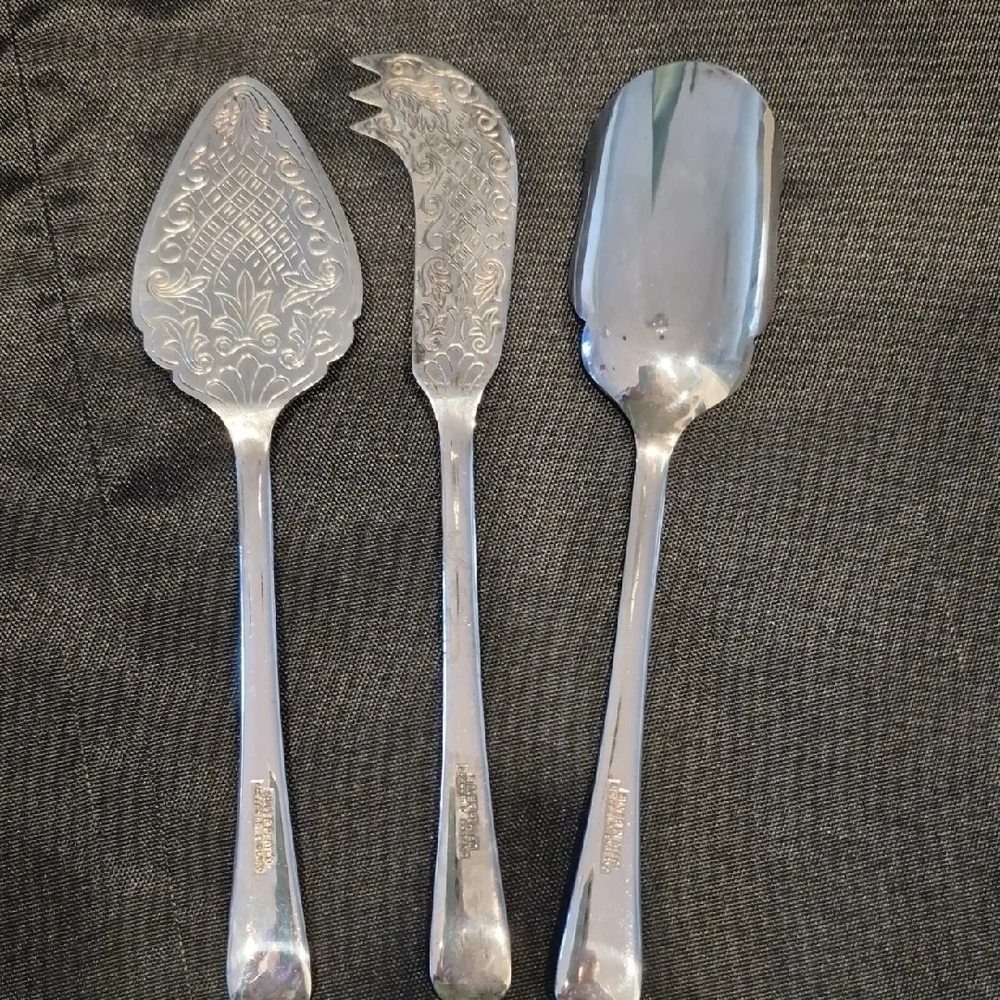 Sheffield England Cheesemaster Silver Plated 3 Piece Knive Set By William Adams